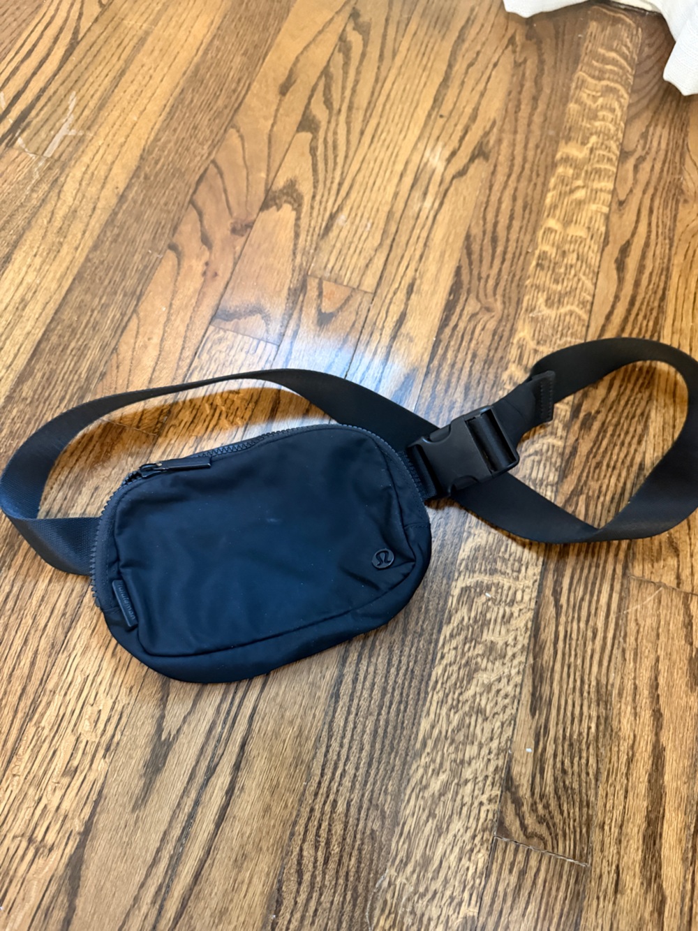 lululemon athletica Black Compact Waist Bag with Adjustable Strap